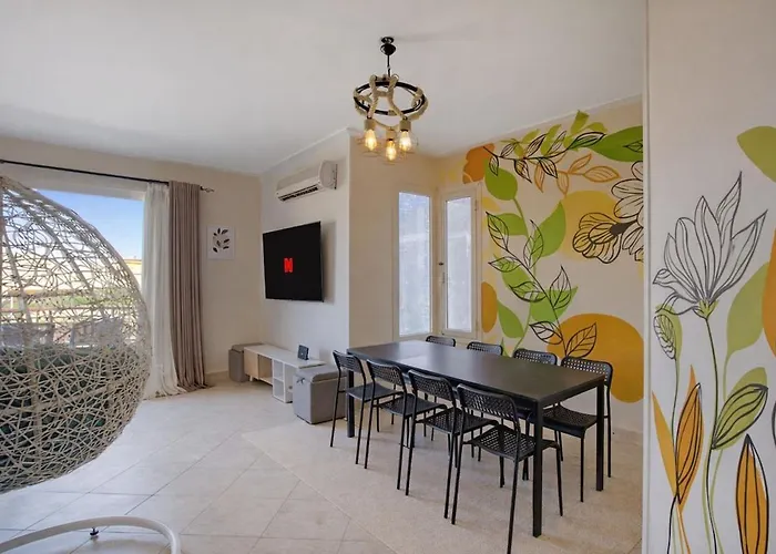 Apartment Relaxing 3br Walk To The At Einbay *