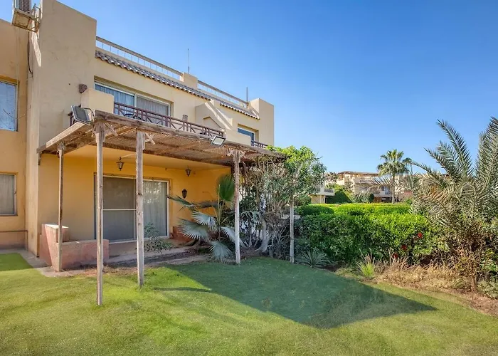 Relaxing 3br Walk To The At Einbay Apartment