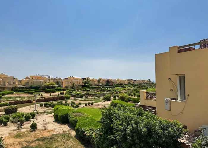 Apartment Relaxing 3br Walk To The At Einbay *