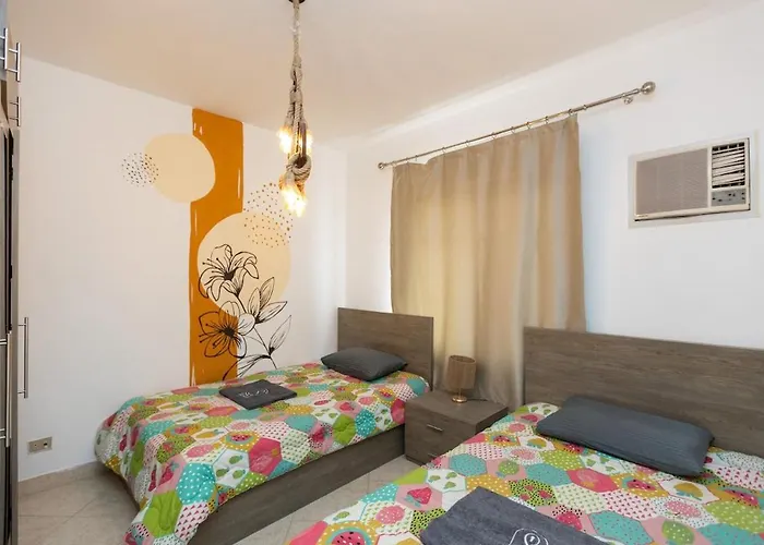 Relaxing 3br Walk To The At Einbay Apartment