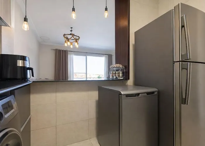 Relaxing 3br Walk To The At Einbay Apartment *